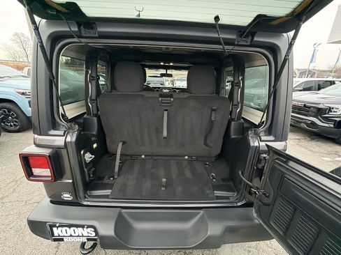 Used 2023 Jeep Wrangler Sport S image 24