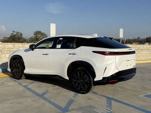 New 2026 Lexus RZ 350e 2WD image 9