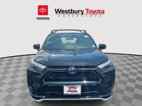 Certified 2024 Toyota RAV4 SE image 3