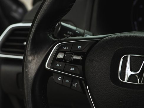 Used 2018 Honda Accord Sport image 31