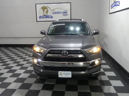 Used 2020 Toyota 4Runner Limited AWD/4WD image 3
