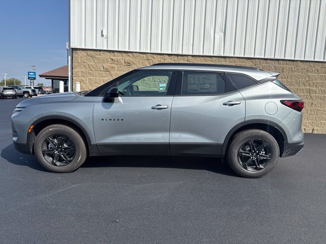 New 2026 Chevrolet Blazer LT w/ Convenience Package FWD image 10