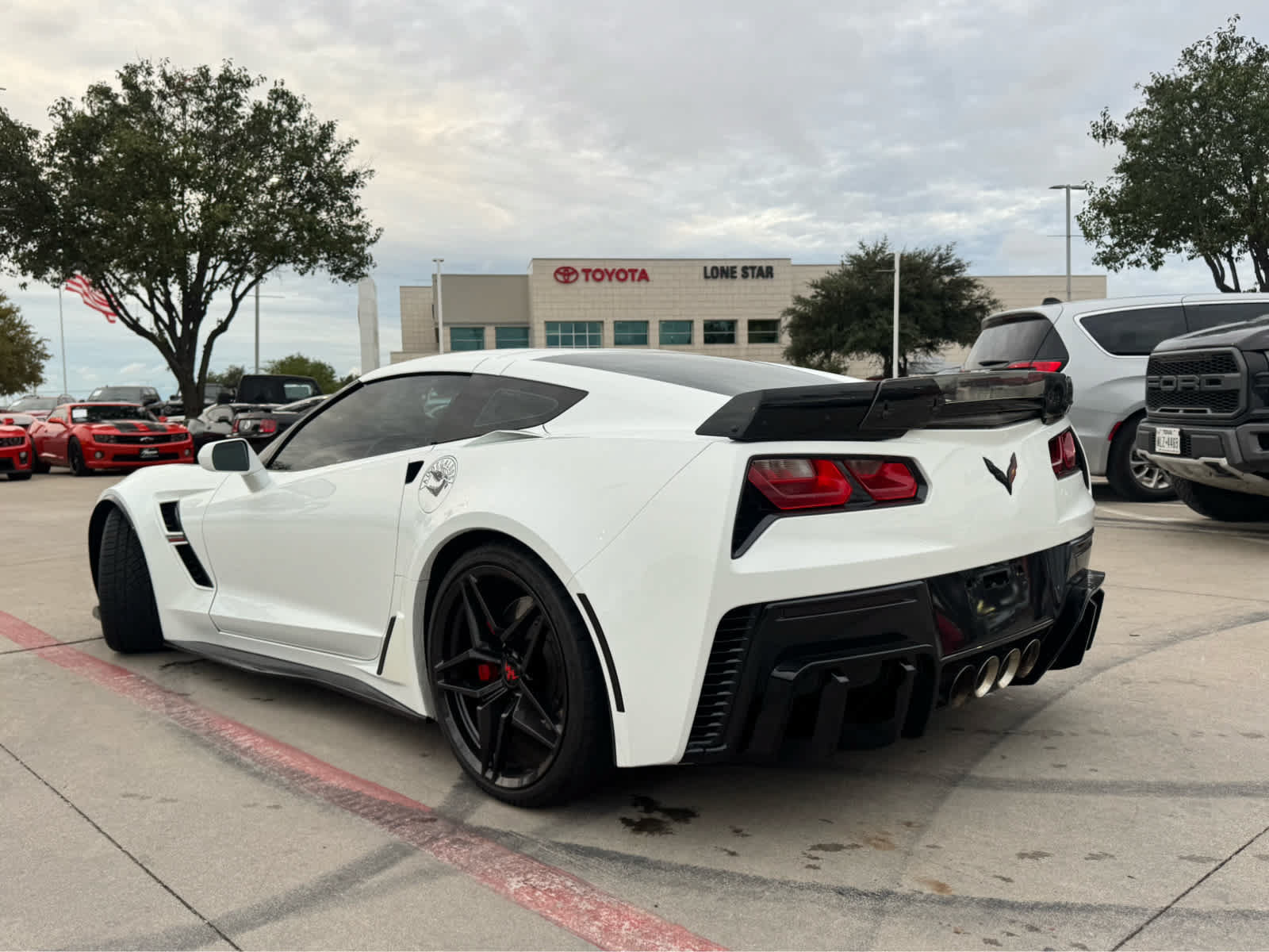 Used 2019 Chevrolet Corvette Grand Sport RWD image 3