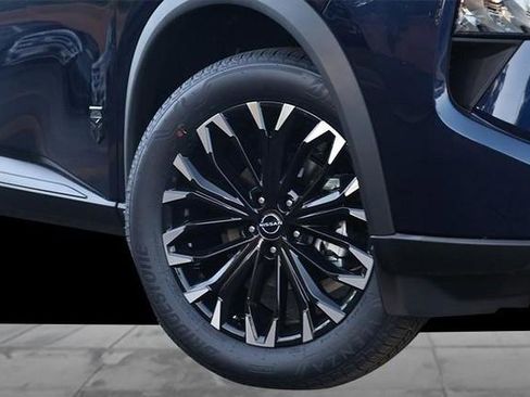 New 2026 Nissan Rogue SV AWD/4WD image 3