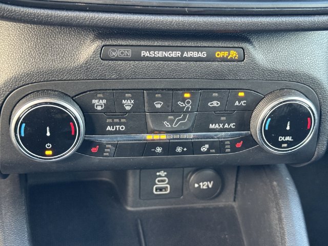 Used 2025 Ford Escape ST-Line Select AWD/4WD image 33