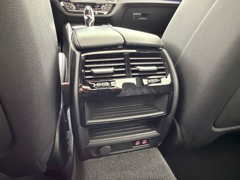 Used 2023 BMW M550i xDrive AWD/4WD image 32