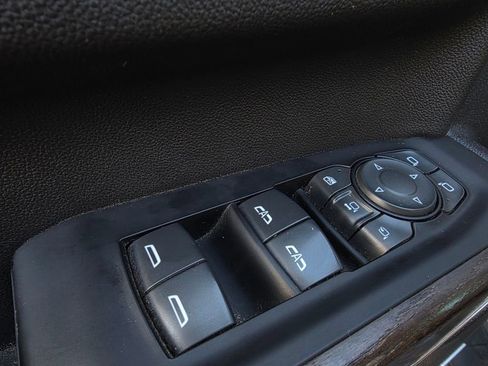 Used 2023 GMC Sierra 2500 Denali w/ Denali Ultimate Package image 11