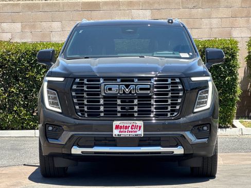 New 2026 GMC Yukon XL Denali Ultimate AWD/4WD image 9