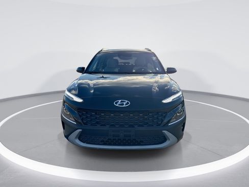 Certified 2023 Hyundai Kona SEL w/ Convenience Package image 3