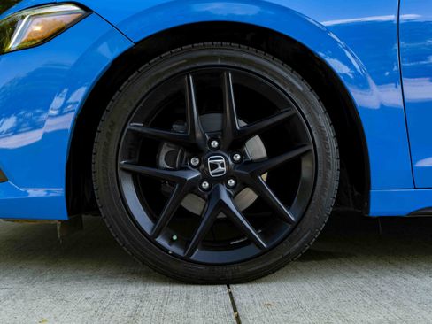 Used 2024 Honda Civic Sport image 14