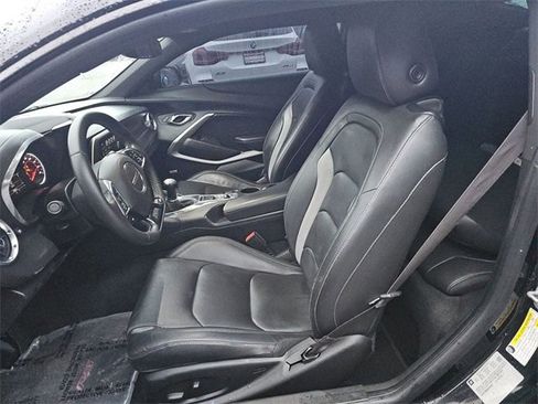 Used 2017 Chevrolet Camaro LT w/ RS Package image 9