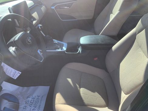 New 2025 Toyota RAV4 XLE w/ Convenience Package AWD/4WD image 25