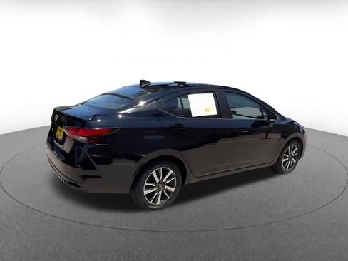Used 2025 Nissan Versa SV FWD image 15