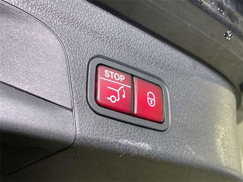 Used 2022 Mercedes-Benz GLE 350 4MATIC image 19