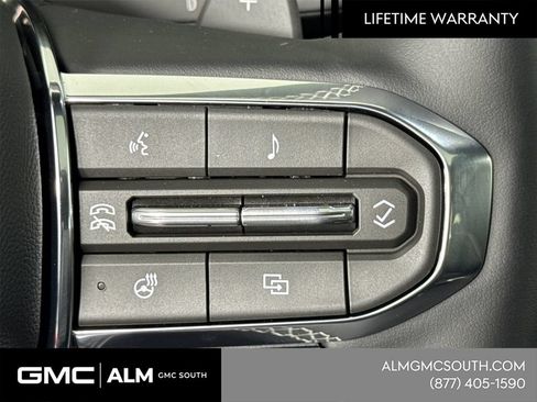 New 2026 GMC Acadia Denali w/ Super Cruise Package FWD image 31