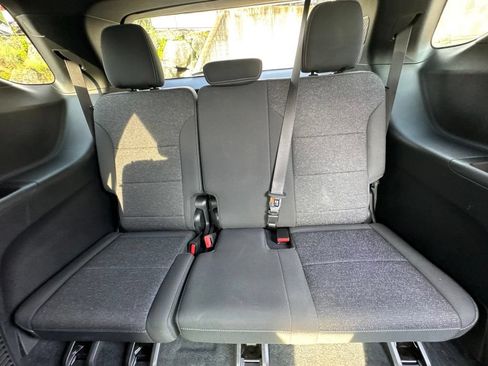 Used 2024 Chevrolet Traverse LT w/ LPO, Floor Liner Package FWD image 20