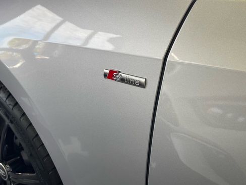 Used 2024 Audi A8 L 3.0T w/ Comfort Plus Package image 9