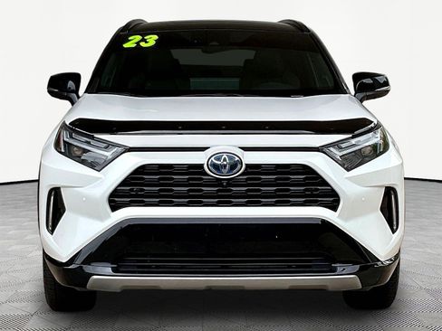 Used 2023 Toyota RAV4 XSE AWD/4WD image 2