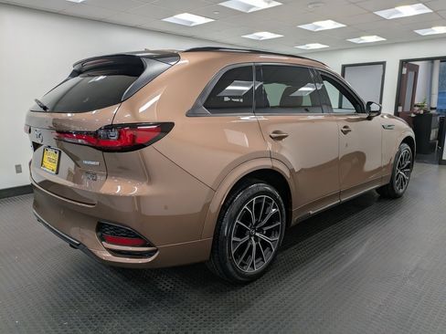 Certified 2025 MAZDA CX-70 3.3 Turbo S w/ Premium Plus image 4