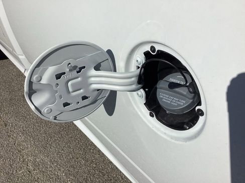 Used 2022 RAM 3500 Tradesman image 12