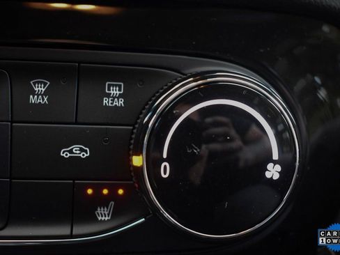 Used 2022 Buick Encore GX Preferred w/ Cold Weather Comfort Package image 33