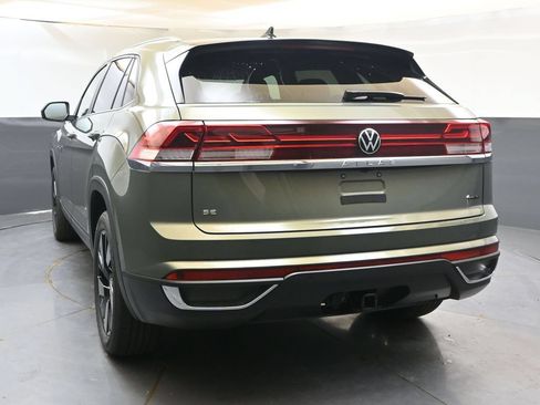 New 2026 Volkswagen Atlas Cross Sport SE AWD/4WD image 4