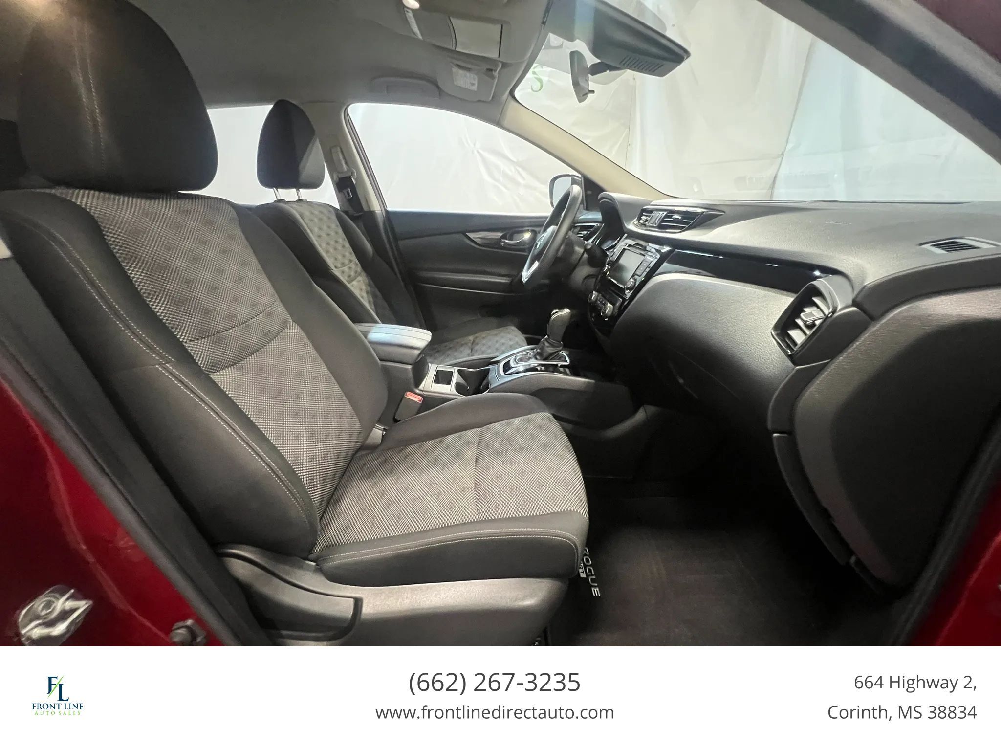 Used 2020 Nissan Rogue Sport SV FWD image 11