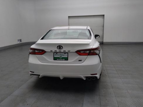 Used 2022 Toyota Camry SE image 7