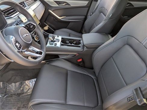 New 2026 Jaguar F-PACE R-Dynamic S image 20