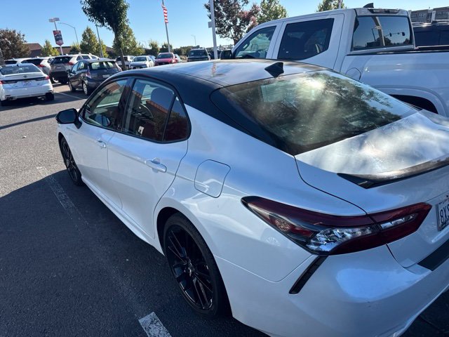 Used 2021 Toyota Camry XSE FWD image 30