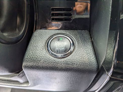 Used 2022 Ford F250 Lariat w/ Lariat Ultimate Package image 28