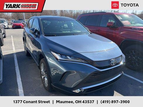 Certified 2023 Toyota Venza Limited image 1