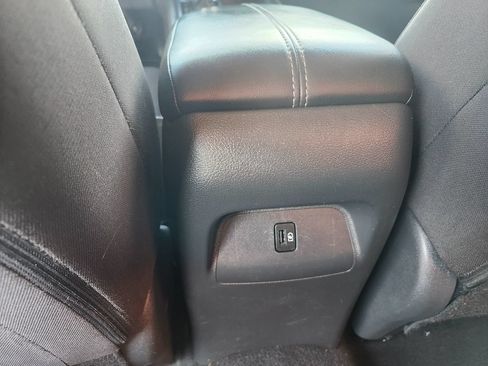 Used 2021 Nissan Sentra SV FWD image 29