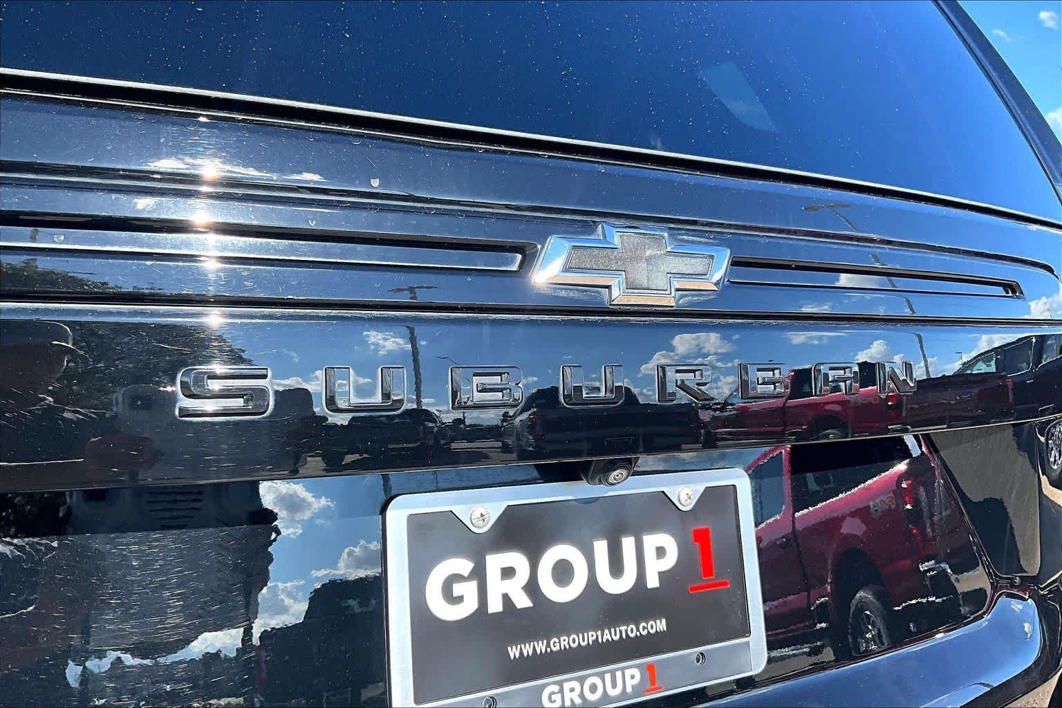 Used 2023 Chevrolet Suburban RST w/ Luxury Package AWD/4WD image 33