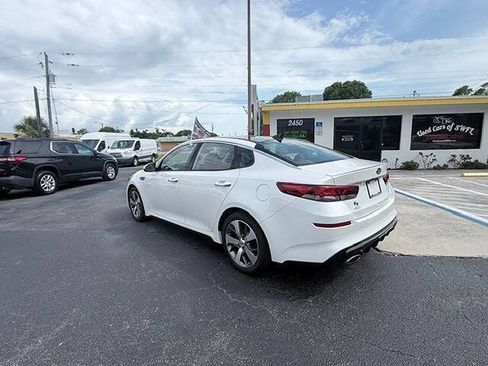 Used 2019 Kia Optima S w/ S Panoramic Sunroof Package FWD image 5