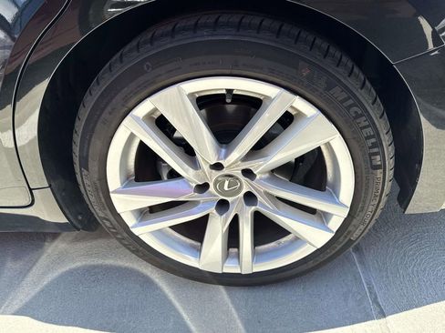 Used 2023 Lexus IS 300 w/ Comfort Package RWD image 21