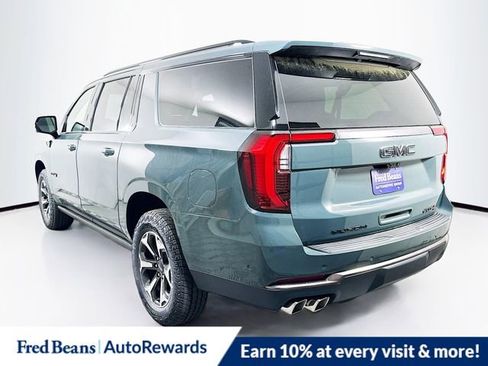 New 2026 GMC Yukon XL AT4 Ultimate AWD/4WD image 4