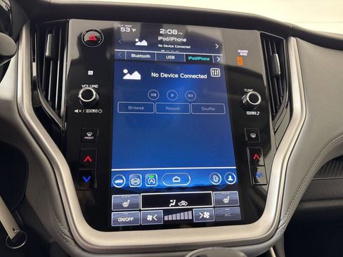 Used 2025 Subaru Outback Premium image 26