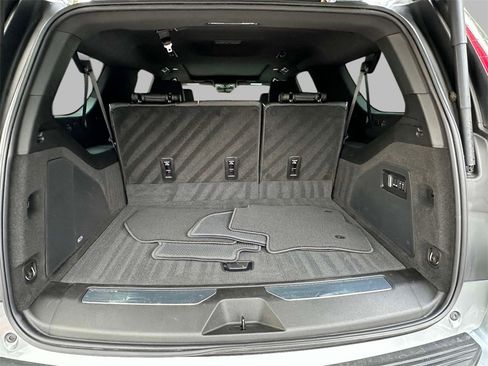 Certified 2024 Cadillac Escalade ESV Sport w/ LPO, ONYX Package image 18