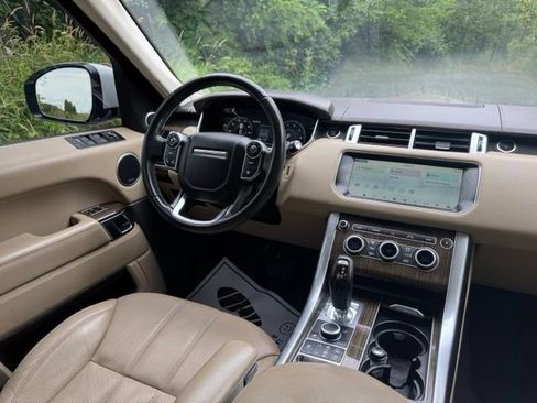 Used 2017 Land Rover Range Rover Sport HSE AWD/4WD image 28