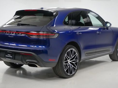 Certified 2025 Porsche Macan image 10