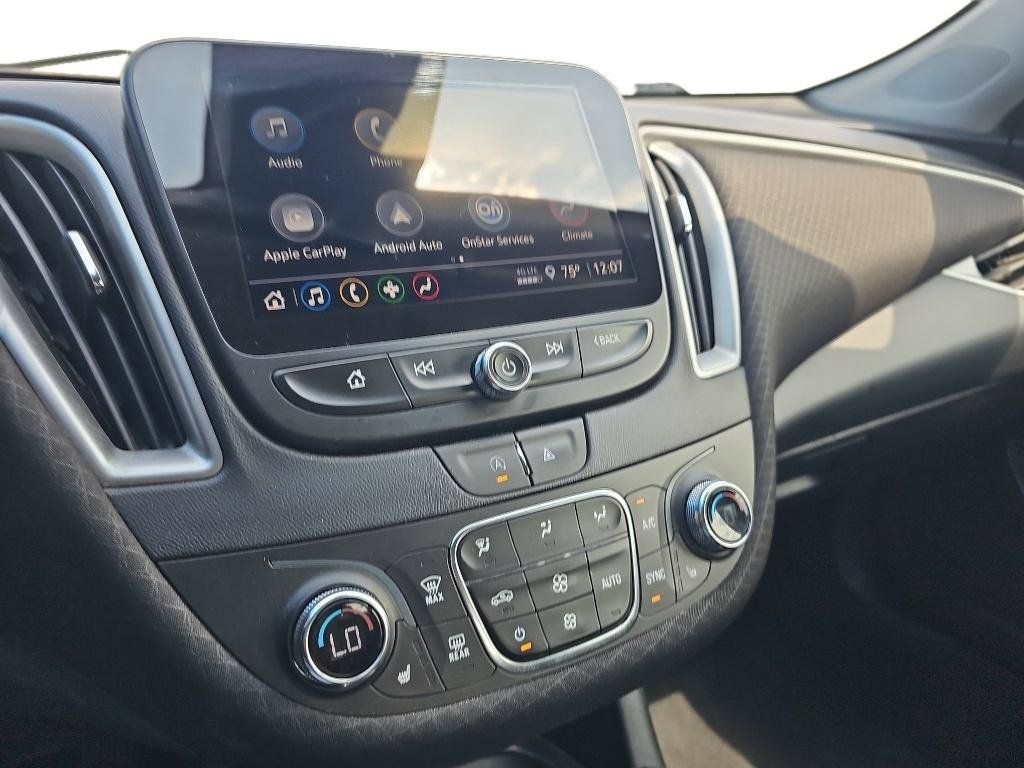 Used 2023 Chevrolet Malibu LT FWD image 14