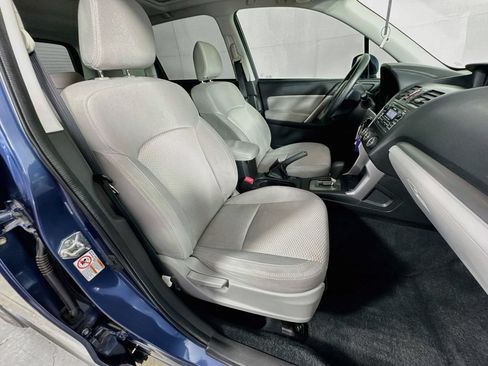 Used 2014 Subaru Forester 2.5i Premium w/ All-Weather Package AWD/4WD image 33