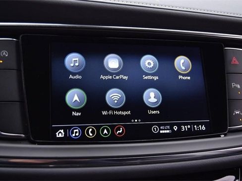 Used 2024 Buick Enclave Premium image 17