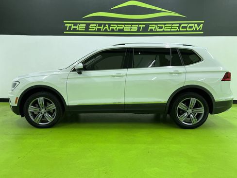 Used 2020 Volkswagen Tiguan SEL AWD/4WD image 6