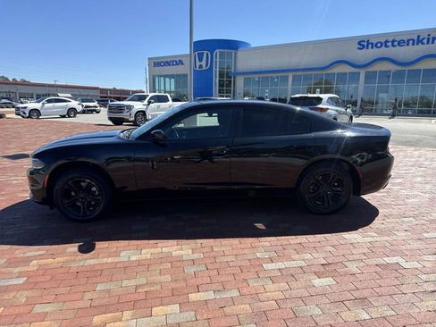 Used 2022 Dodge Charger SXT RWD image 33