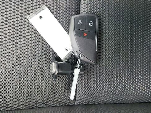 New 2026 GMC Canyon Elevation image 39