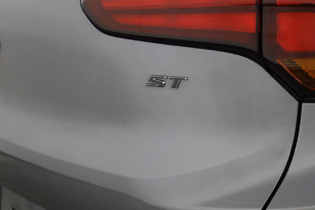 Used 2021 Buick Encore GX Select w/ Sport Touring Package FWD image 35