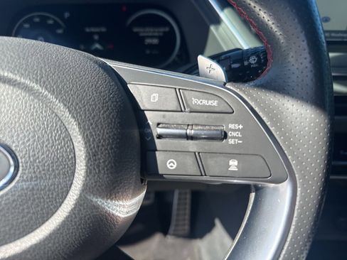 Used 2021 Hyundai Sonata SEL Plus w/ Tech Package image 11