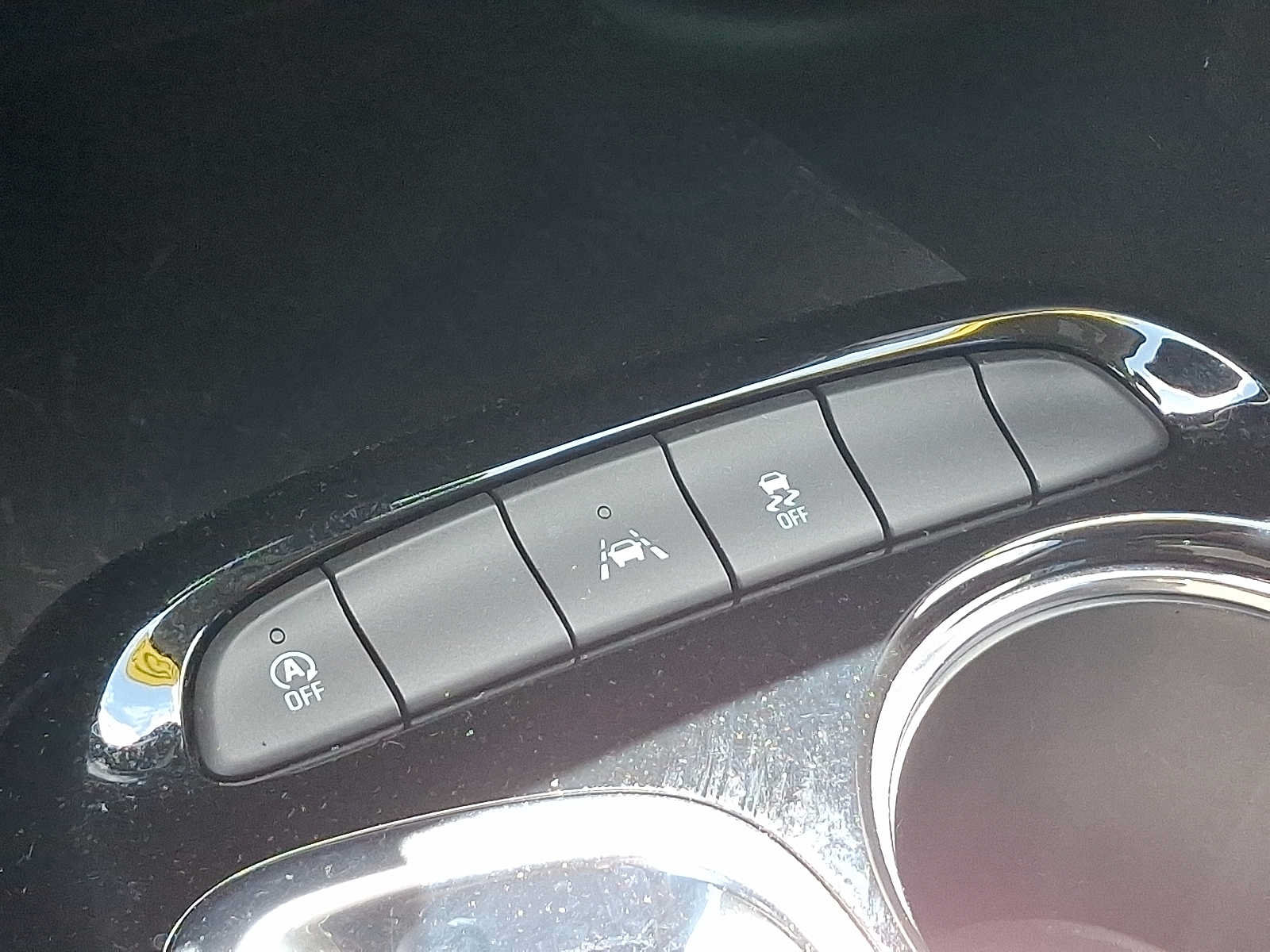 Used 2023 Buick Encore GX Preferred w/ Cold Weather Comfort Package FWD image 24